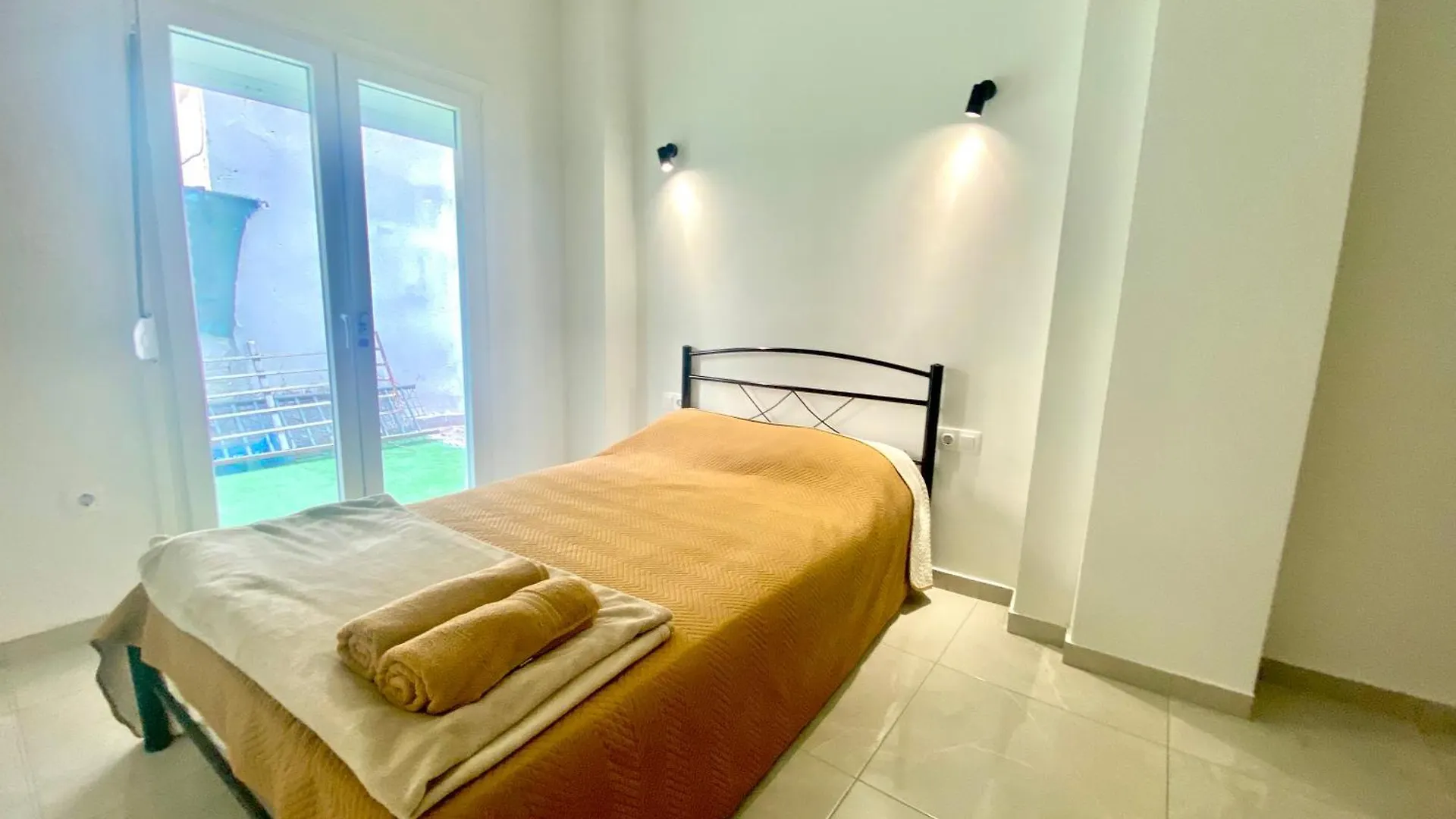 The Urban Nest Thessaloniki Apartment